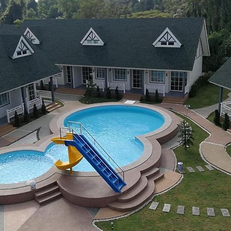 English Resotel : อิงลิช รีโซเทล Nakhon Si Thammarat Εξωτερικό φωτογραφία